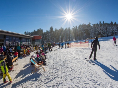 sonnenskilauf - terrassenbetrieb.jpg